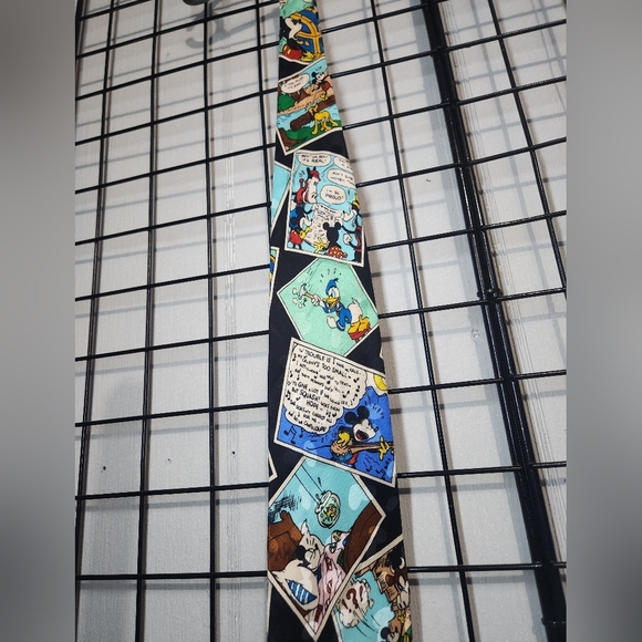 Men's Mickey Inc Disney Mickey Mouse Donald Duck Comic Book Black Multi Neck Tie - Picture 2 of 6